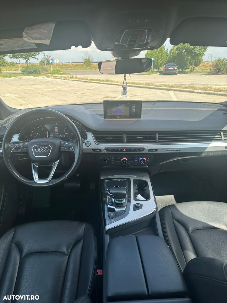 Audi Q7 - 10