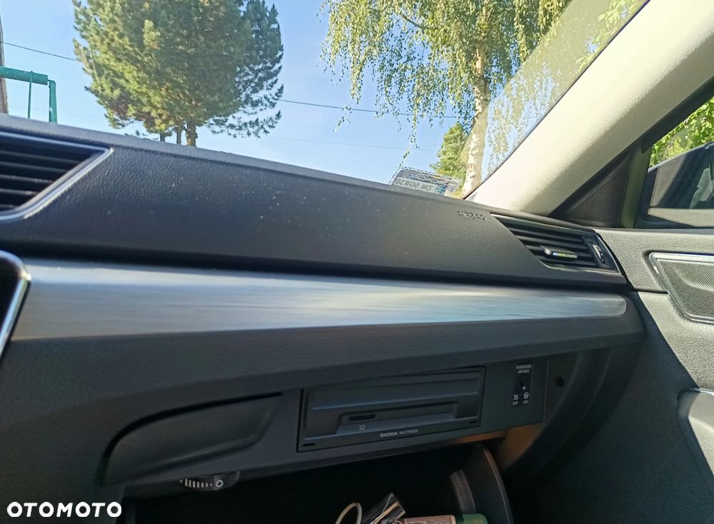 Skoda Superb 2.0 TSI Ambition DSG - 29