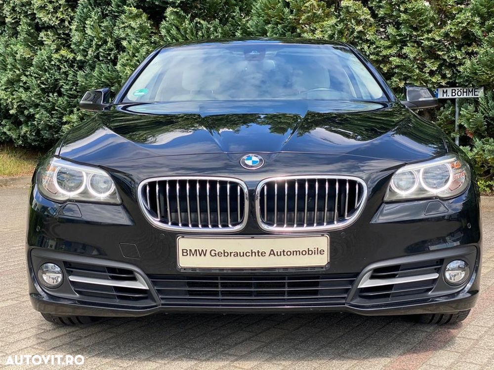 BMW Seria 5 525d xDrive - 26