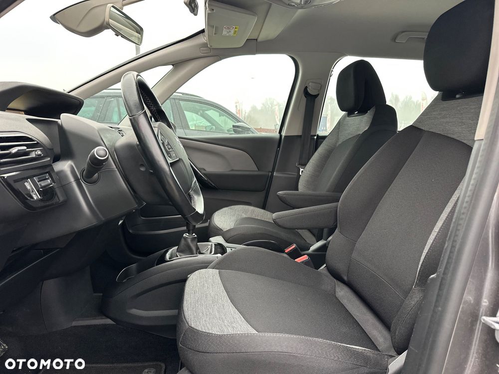 Citroën C4 Grand Picasso 1.2 PureTech Exclusive - 19
