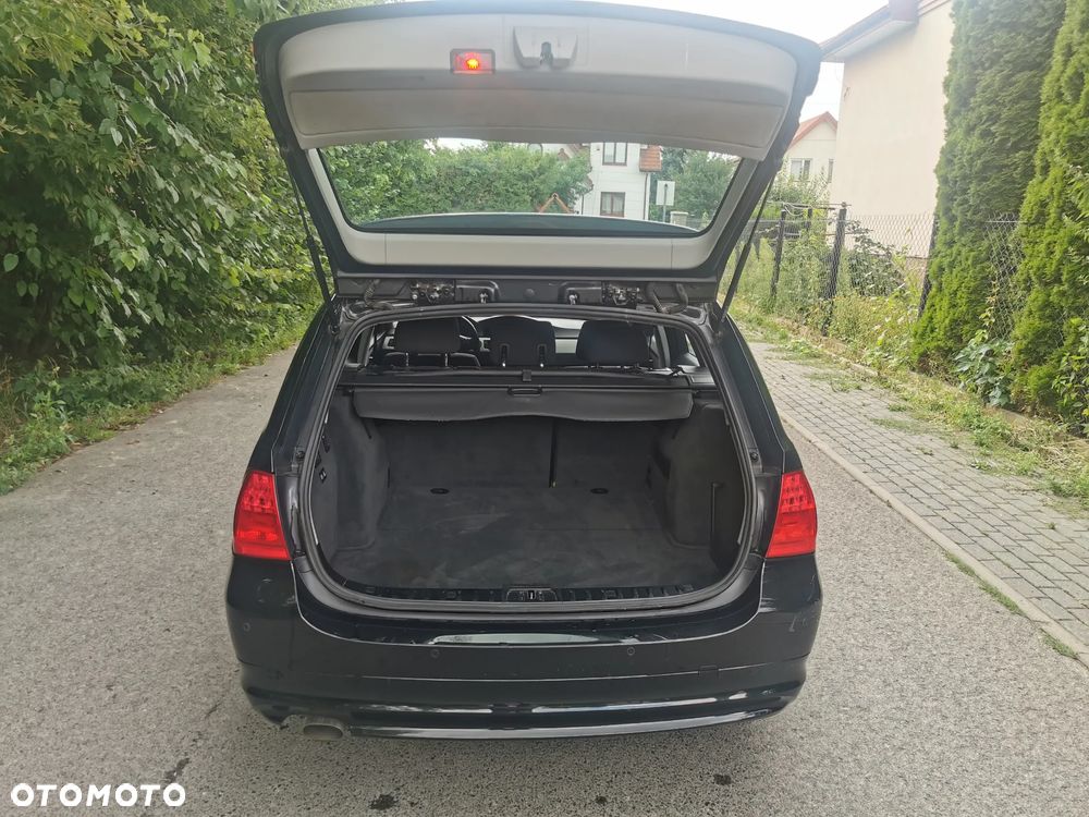 BMW Seria 3 318d - 6