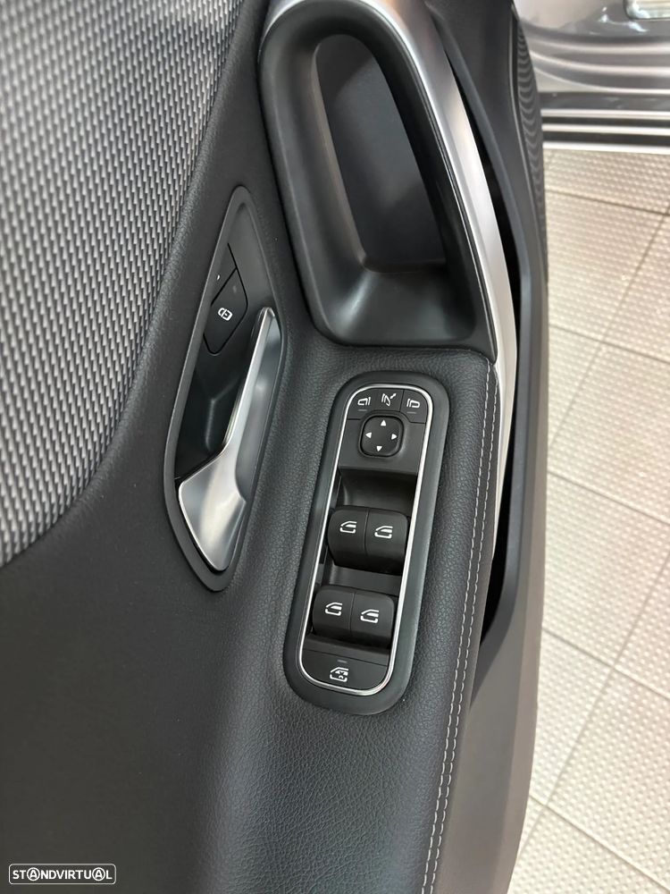 Mercedes-Benz A 180 d Style Plus Aut. - 14