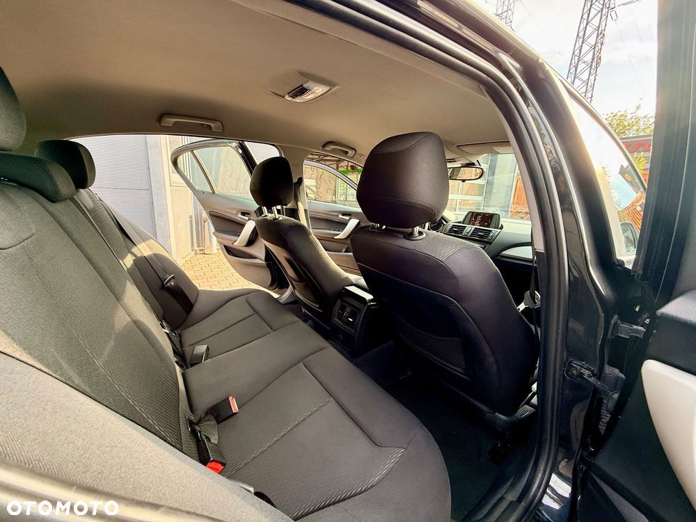 BMW Seria 1 116d - 12