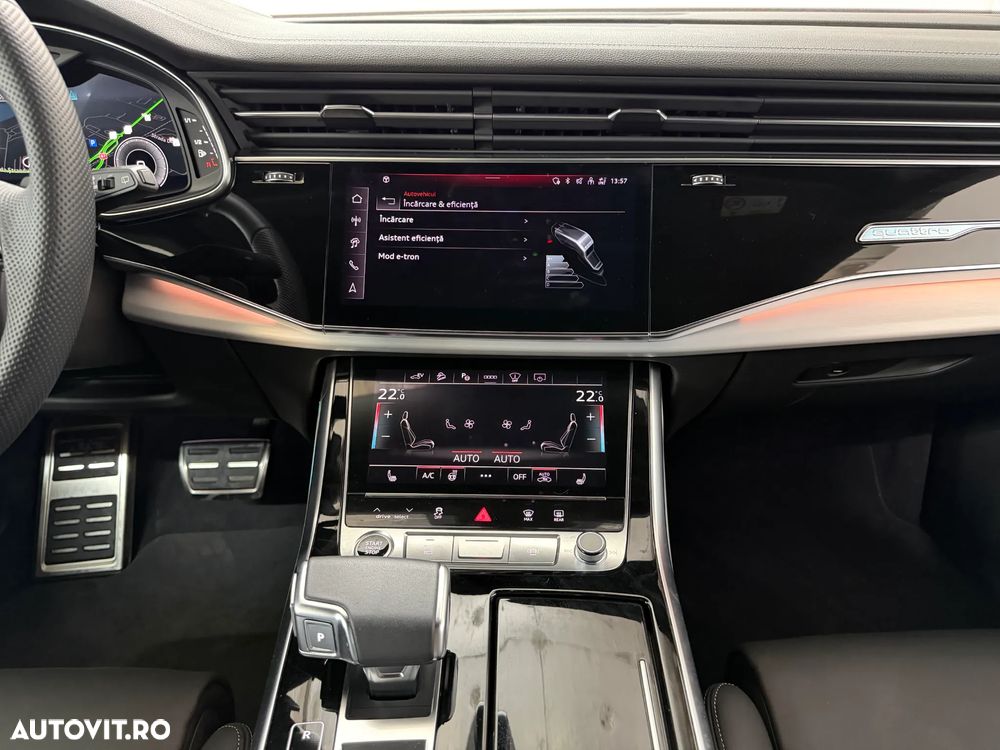 Audi Q8 SUV TFSI e quattro 290 kW tiptronic S line business - 39