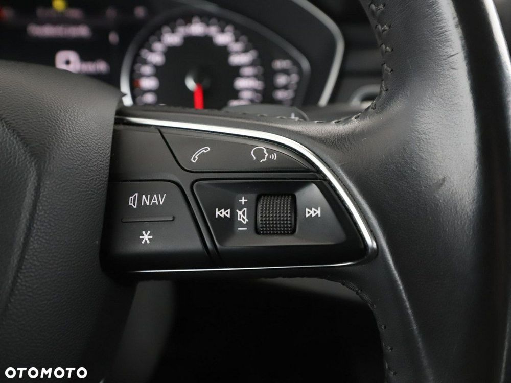 Audi A4 Avant 2.0 TFSI ultra S tronic design - 32