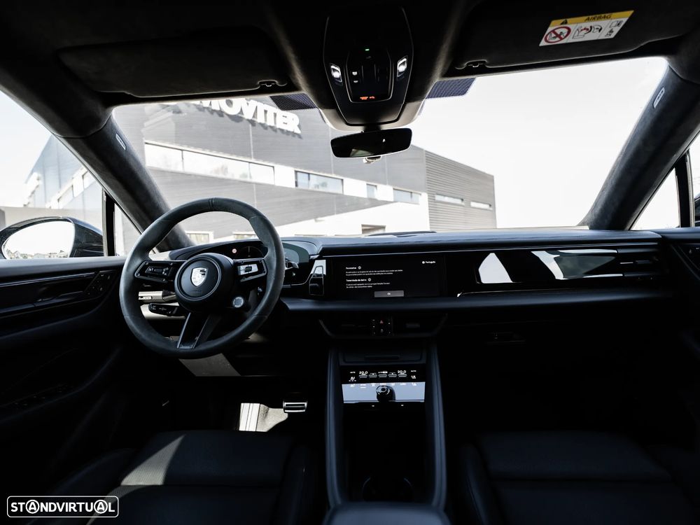 Porsche Macan Electric Turbo - 14