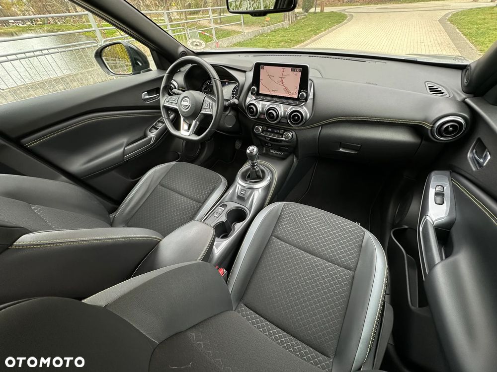 Nissan Juke 1.0 DIG-T Kiiro - 21