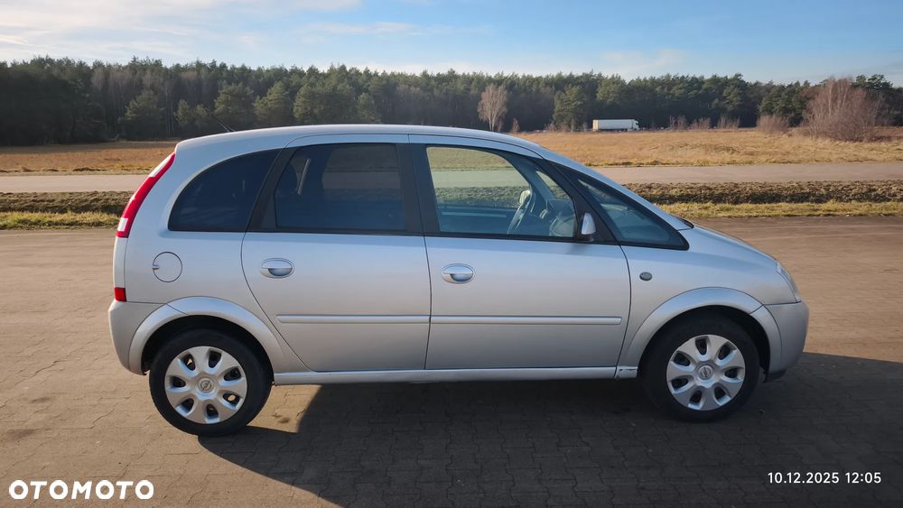 Opel Meriva 1.6 16V (Essentia) - 8