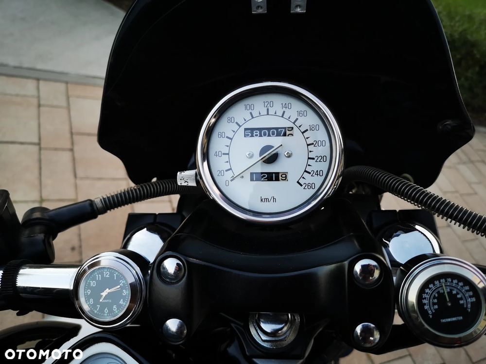 Yamaha V-MAX - 13