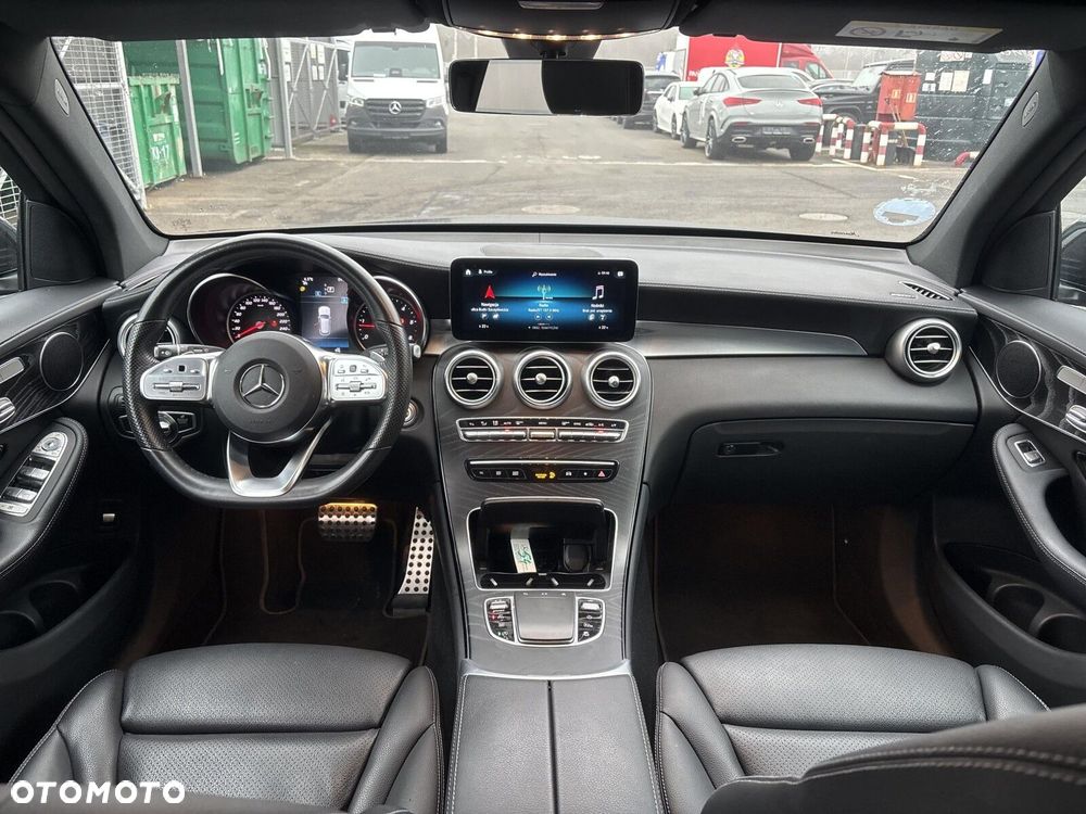 Mercedes-Benz GLC - 13