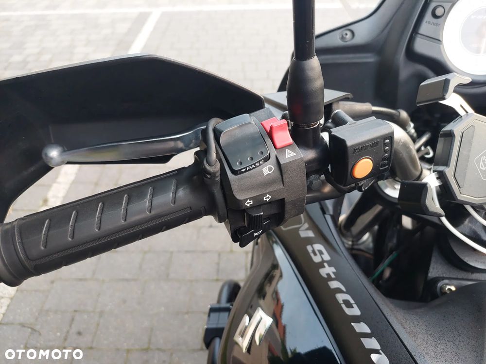 Suzuki DL - 3