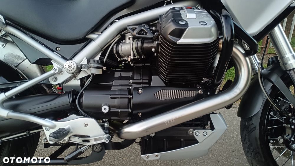 Moto Guzzi Stelvio - 6