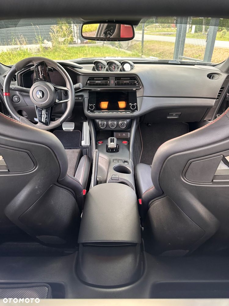 Nissan 400 Z - 12