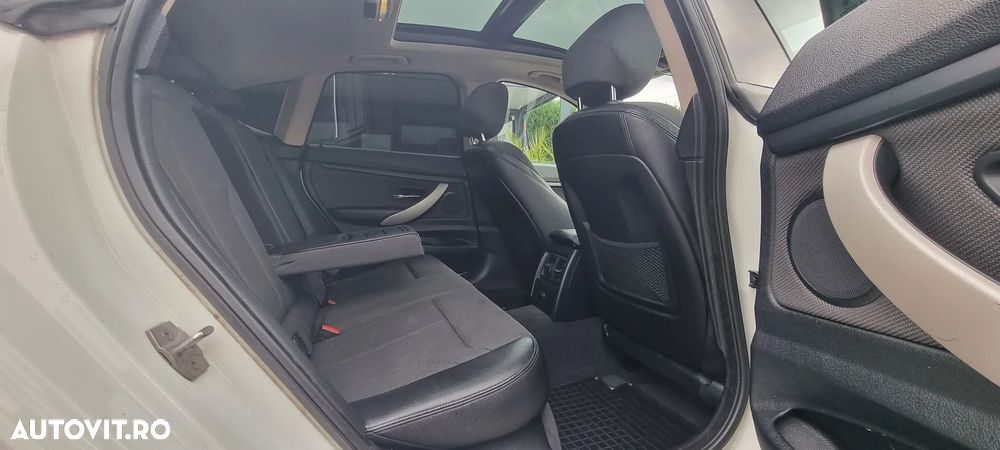 BMW Seria 3 320d xDrive Sport-Aut. - 12