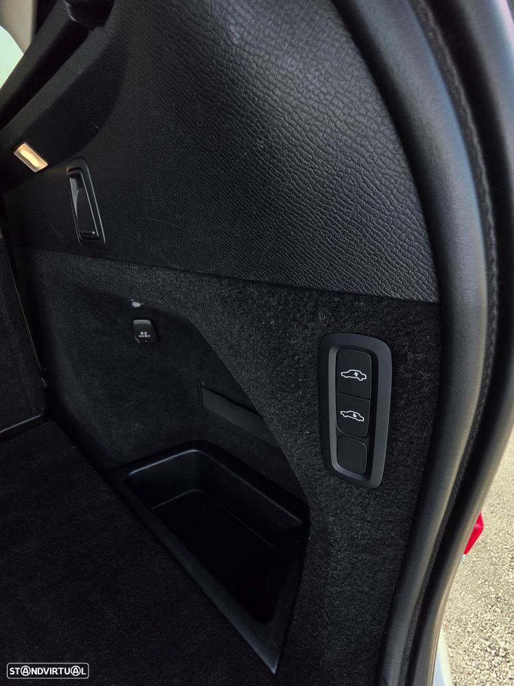 Volvo XC 90 2.0 T8 PHEV Inscription AWD - 18