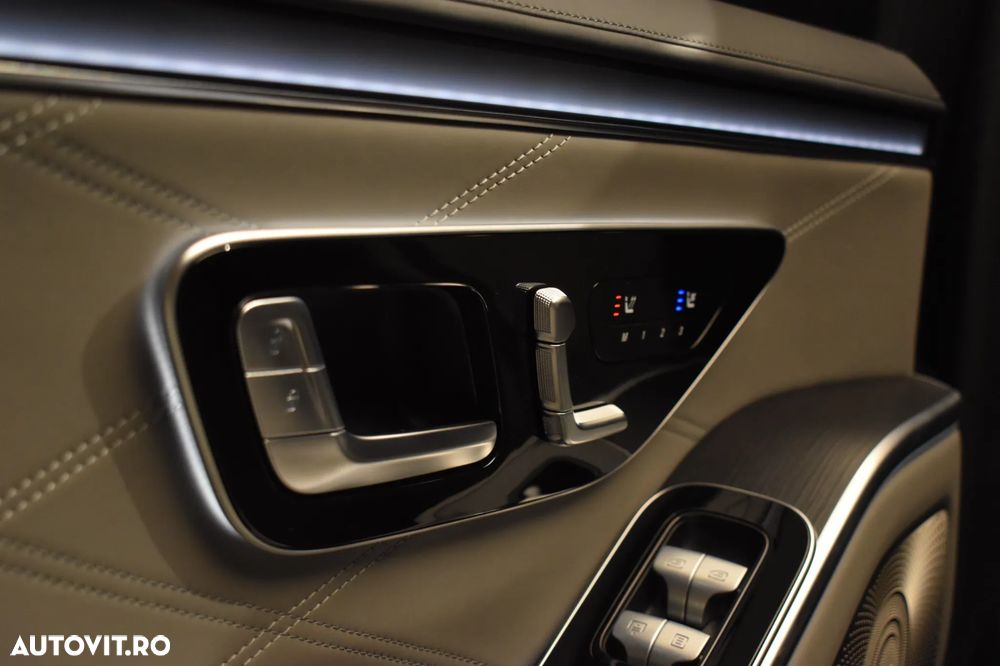 Mercedes-Benz S 63 AMG - 30