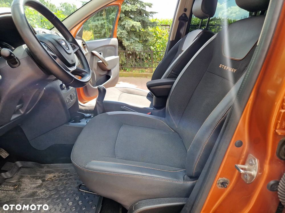 Dacia Sandero Stepway 0.9 TCe Laureate S&S - 21