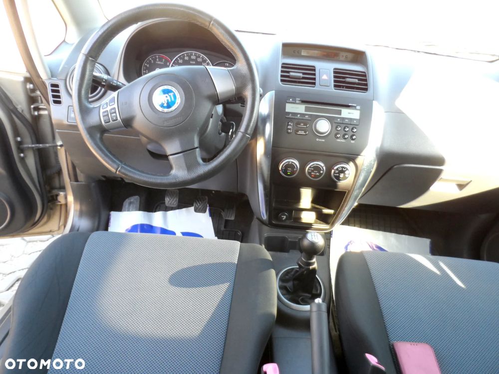Fiat Sedici - 25