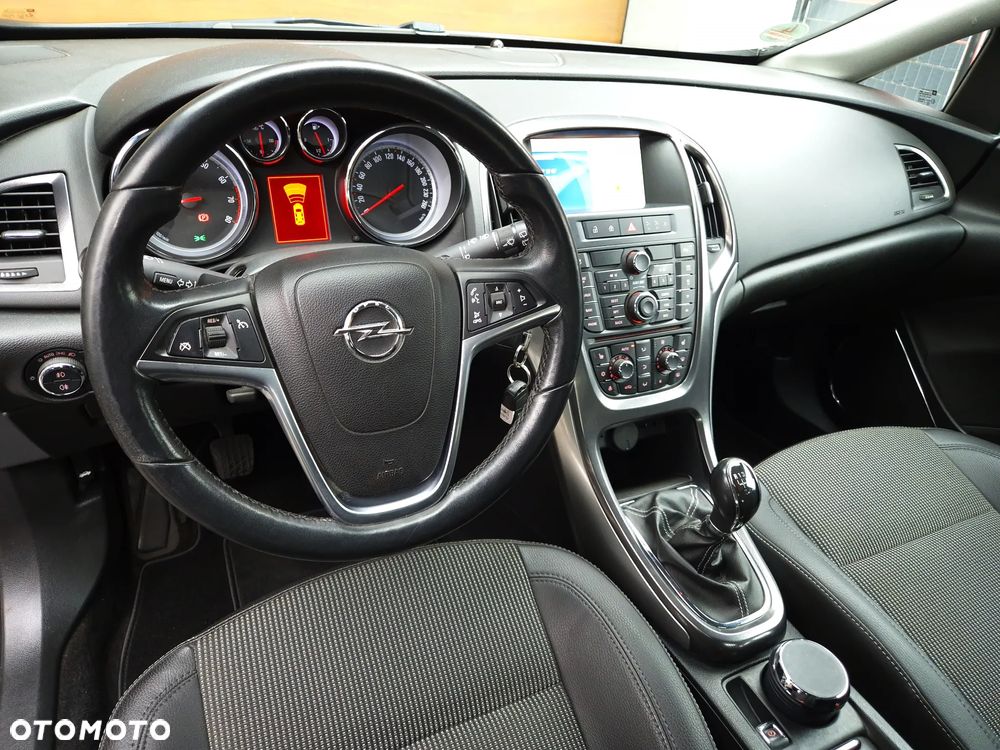 Opel Astra 1.6 Turbo Innovation - 6