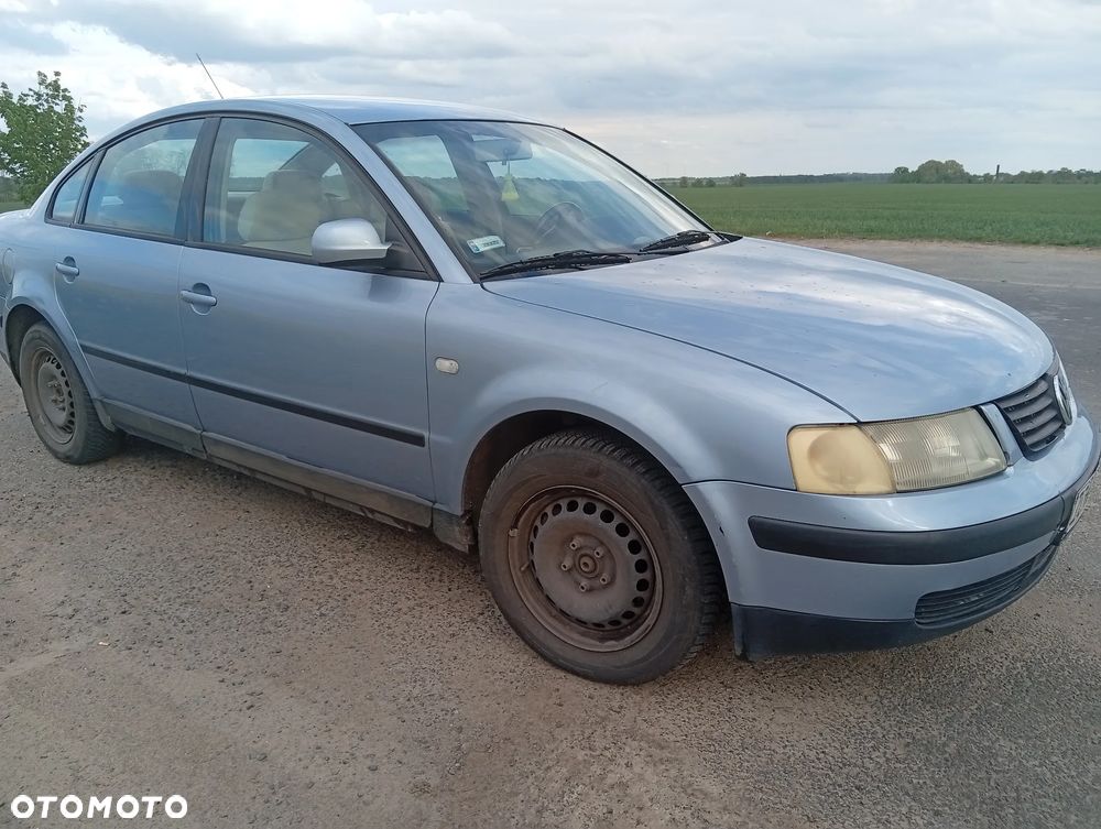 Volkswagen Passat 1.9 TDI CL - 5