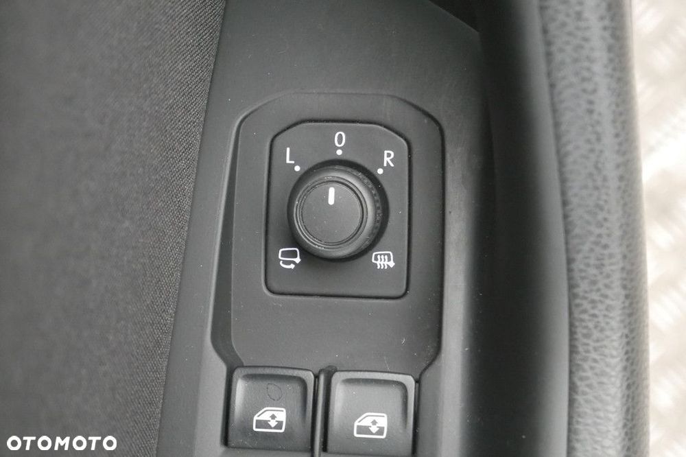 Volkswagen Passat Variant - 35