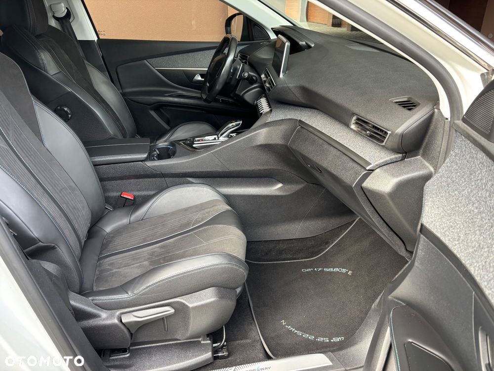 Peugeot 3008 1.2 PureTech Crossway S&S EAT6 - 6