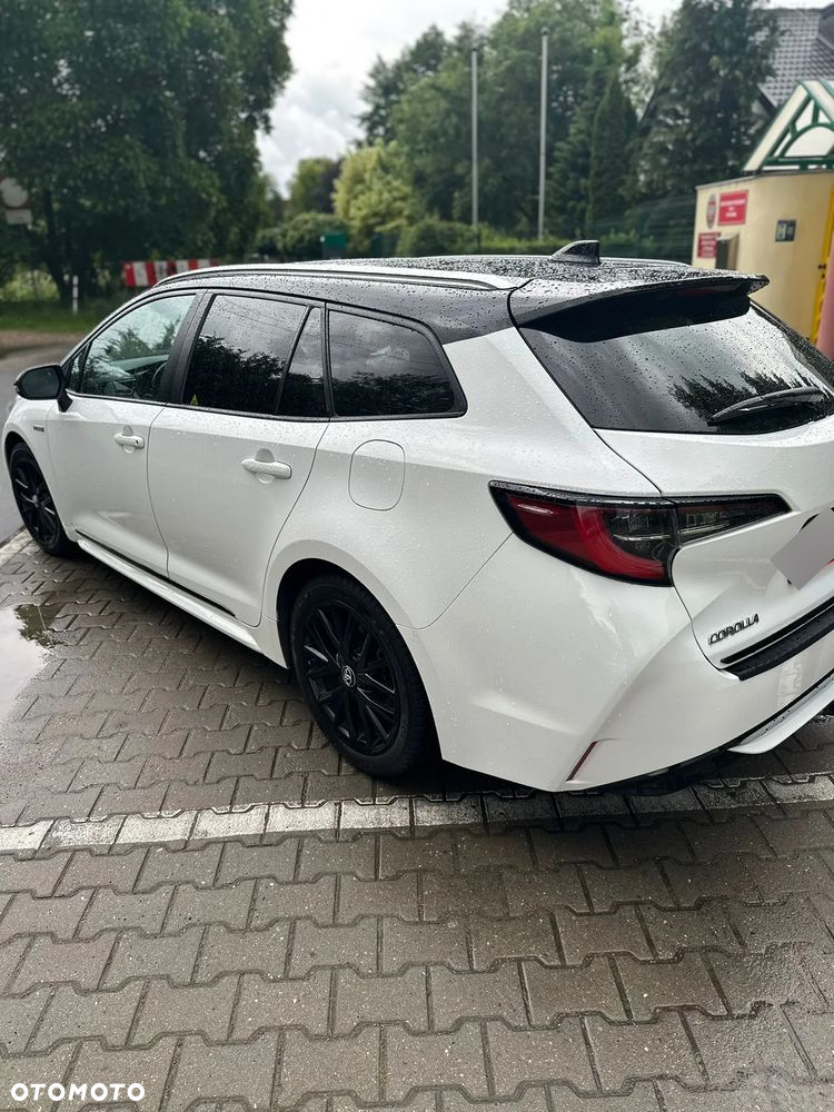 Toyota Corolla - 12