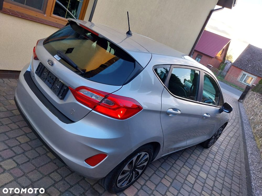 Ford Fiesta - 11