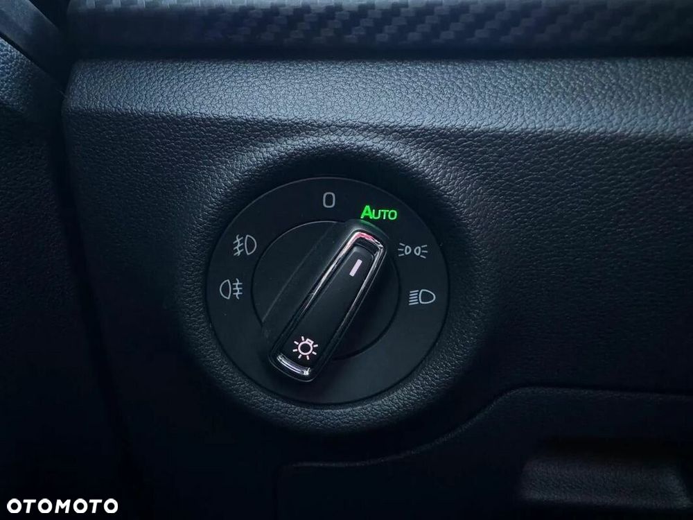 Skoda Kamiq 1.0 TSI Monte Carlo DSG - 20