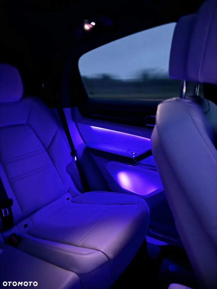 Porsche Cayenne Standard - 19