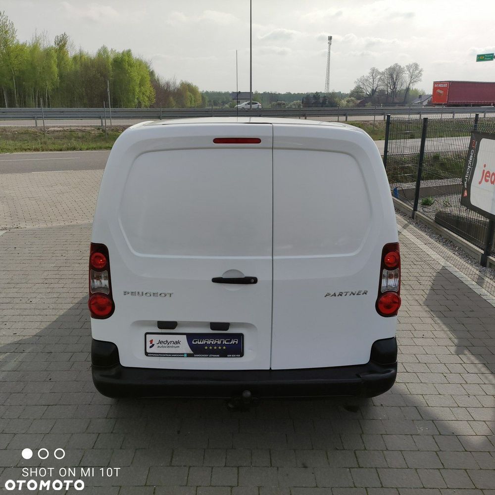 Peugeot Partner - 11