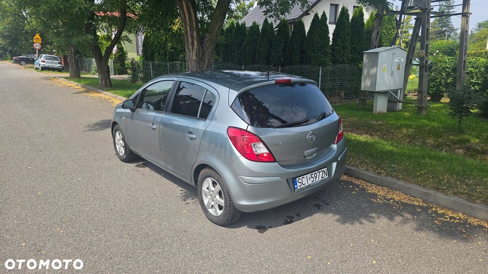 Opel Corsa 1.4 16V 150 Jahre - 7