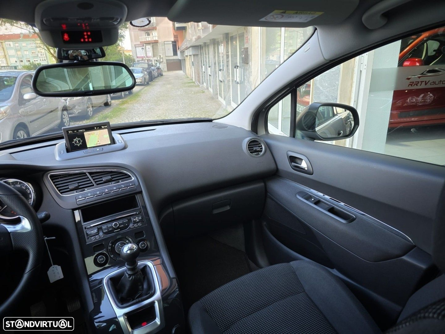 Peugeot 5008 1.6 BlueHDi Allure J17 - 20