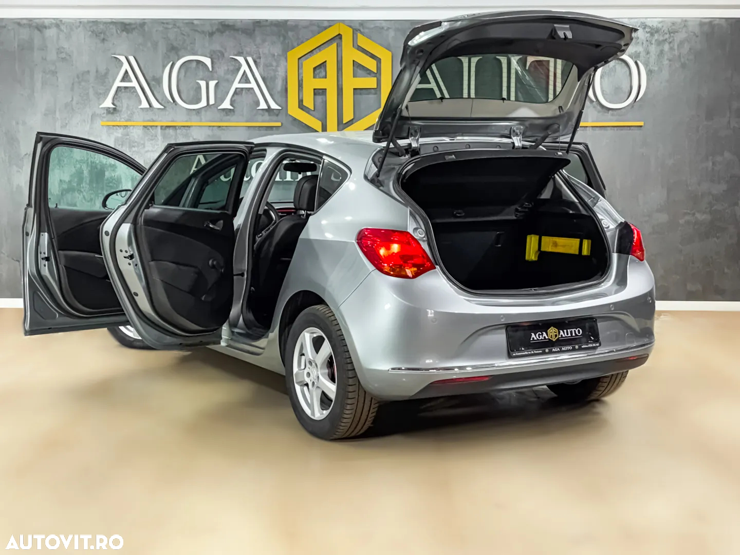 Opel Astra - 16