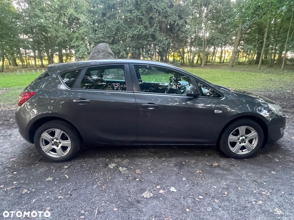 Opel Astra 1.7 CDTI - 7