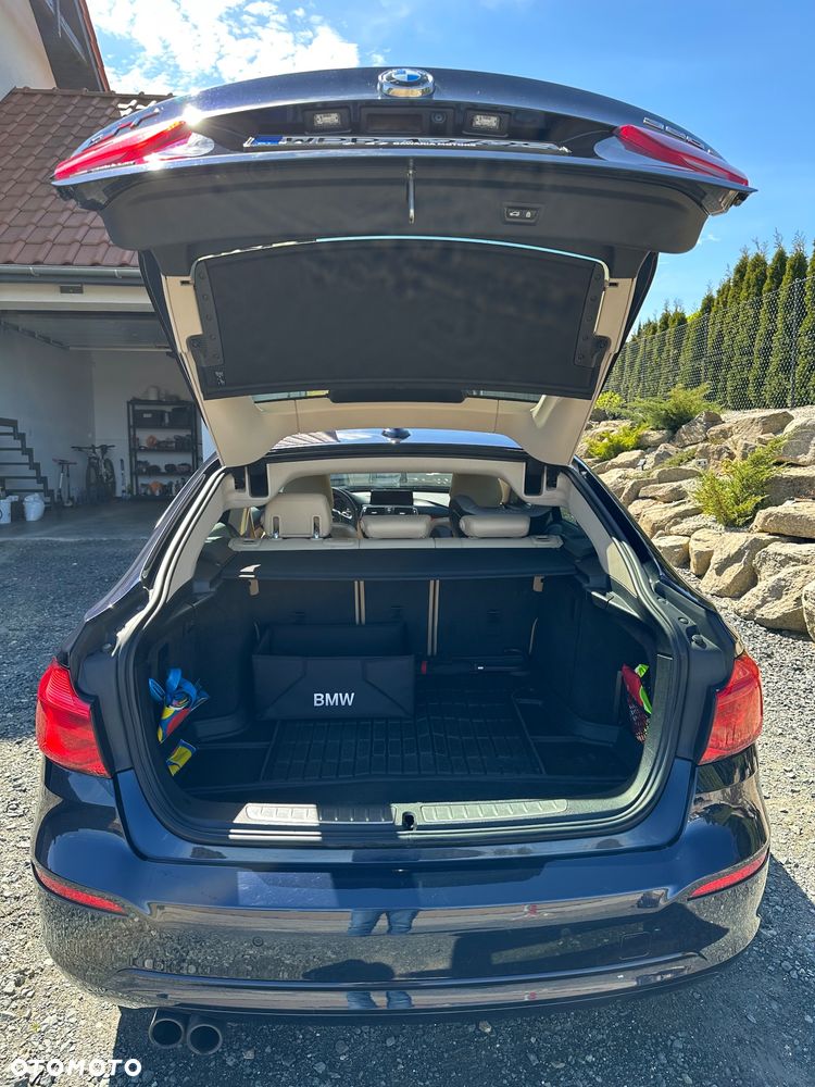 BMW Seria 3 320d xDrive Sport Line - 8