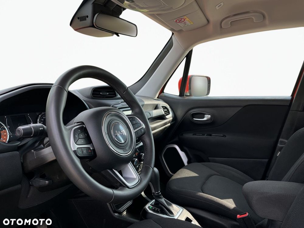 Jeep Renegade - 10
