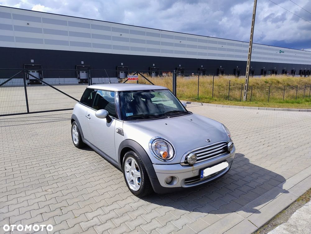 MINI Cooper Standard - 3