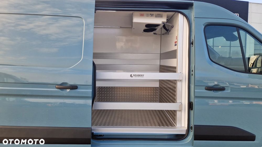 Renault MASTER IZOTERMA - 8