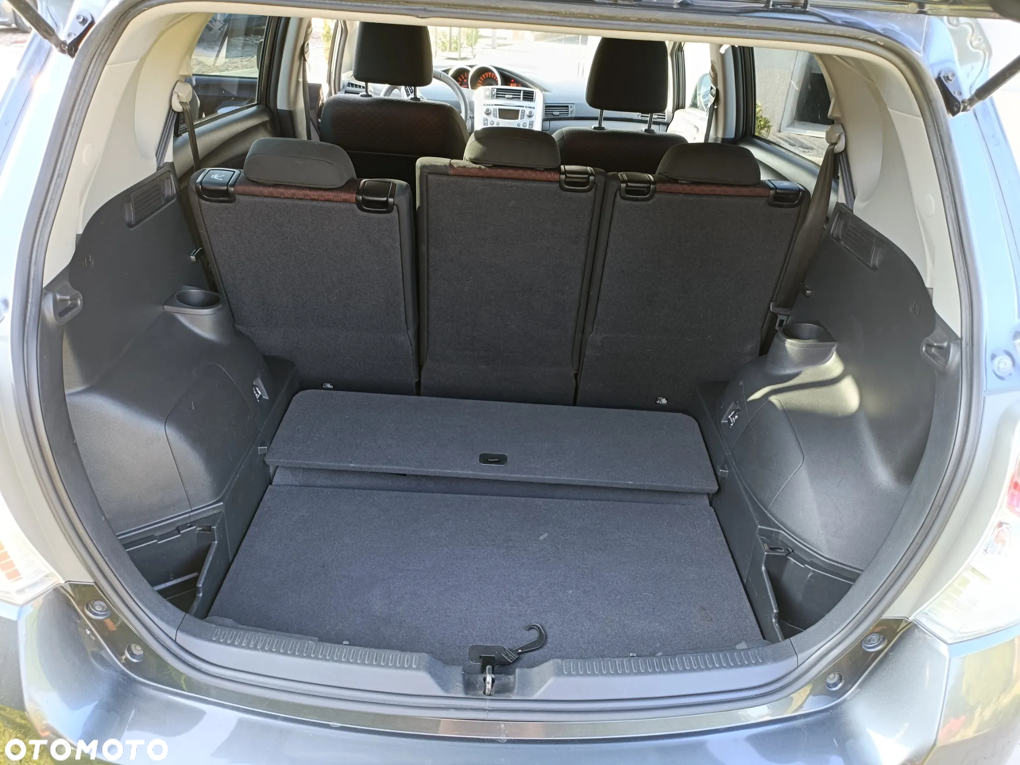 Toyota Verso 2.0 D-4D Premium - 18