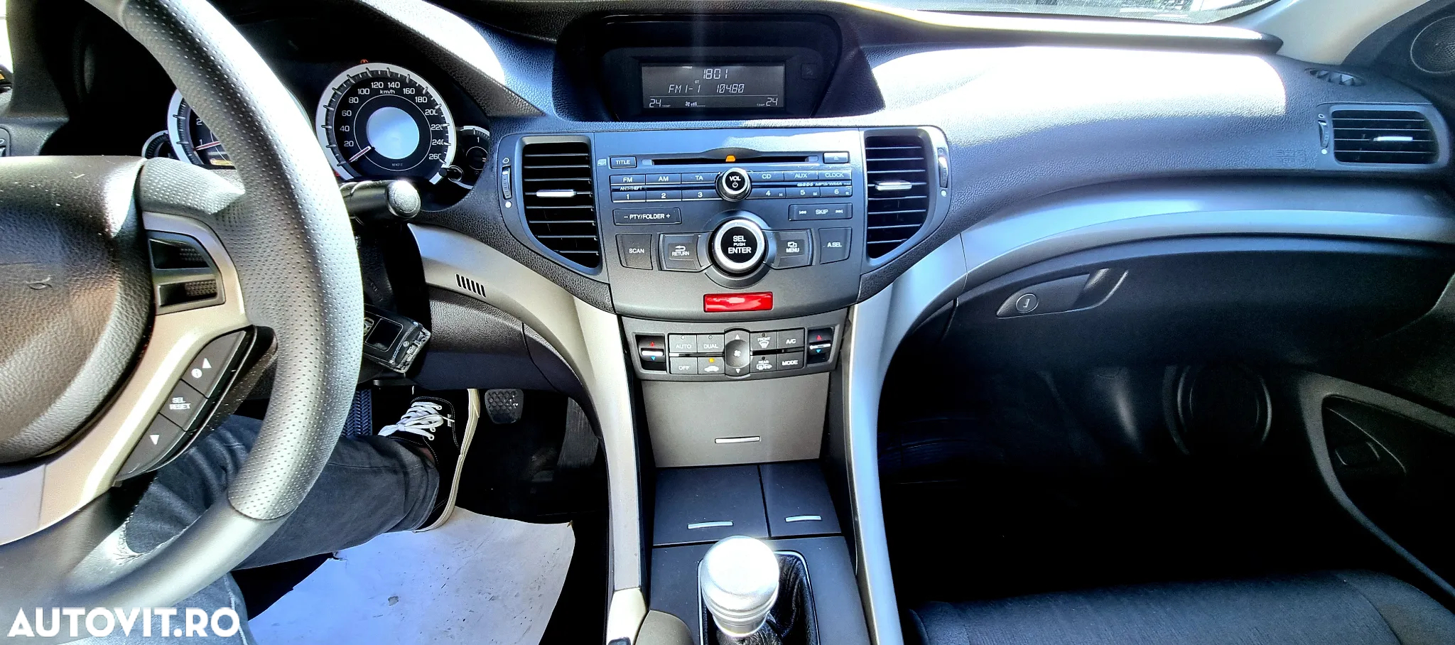 Honda Accord 2.0i Exec - 8