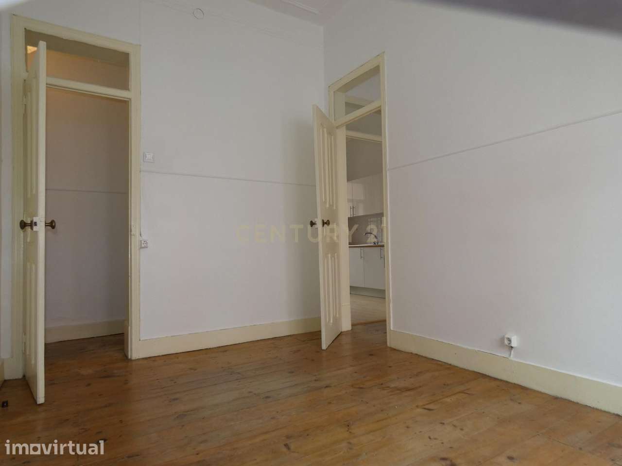 Apartamento T1 no Beato - Grande imagem: 2/19