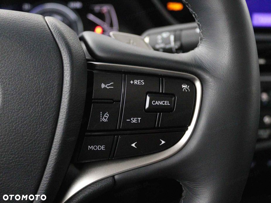 Lexus ES 300h Prestige - 6