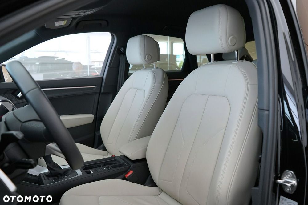 Audi Q3 - 13