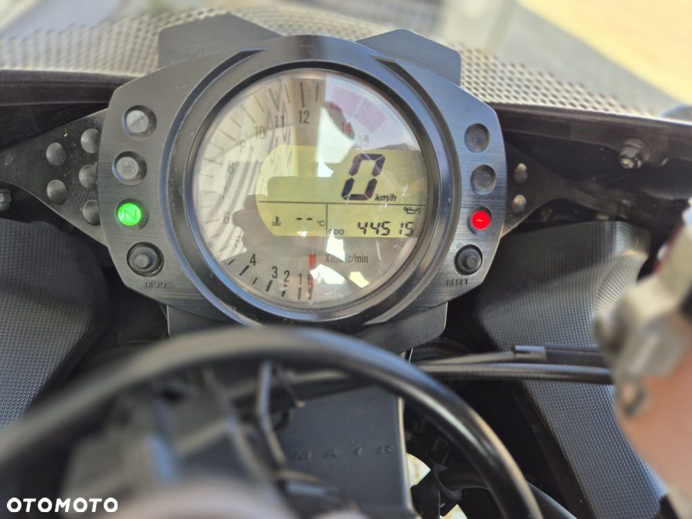 Kawasaki Ninja - 10