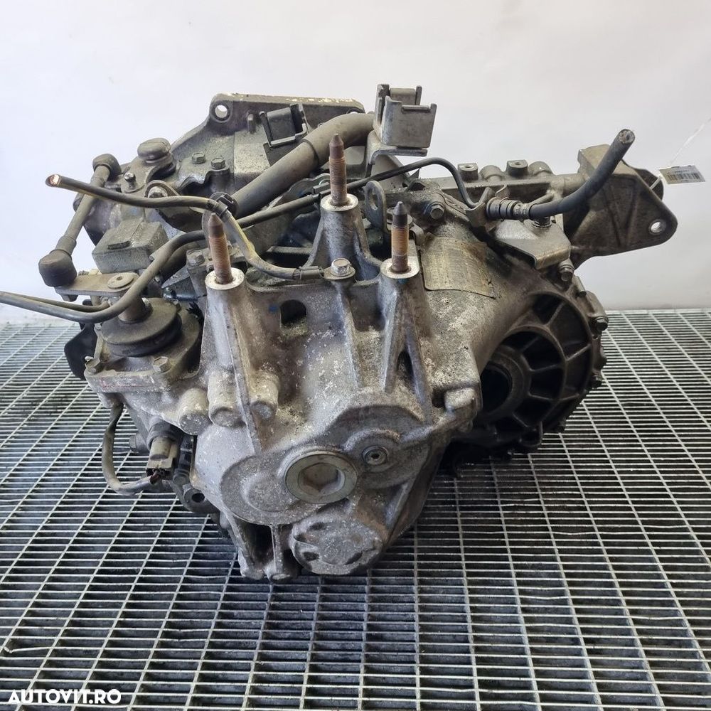 Cutie de viteze Mitsubishi Outlander 2.2 D 2009 - 2012 156CP Manuala 6 Trepte 4HN (1411) ... - 5