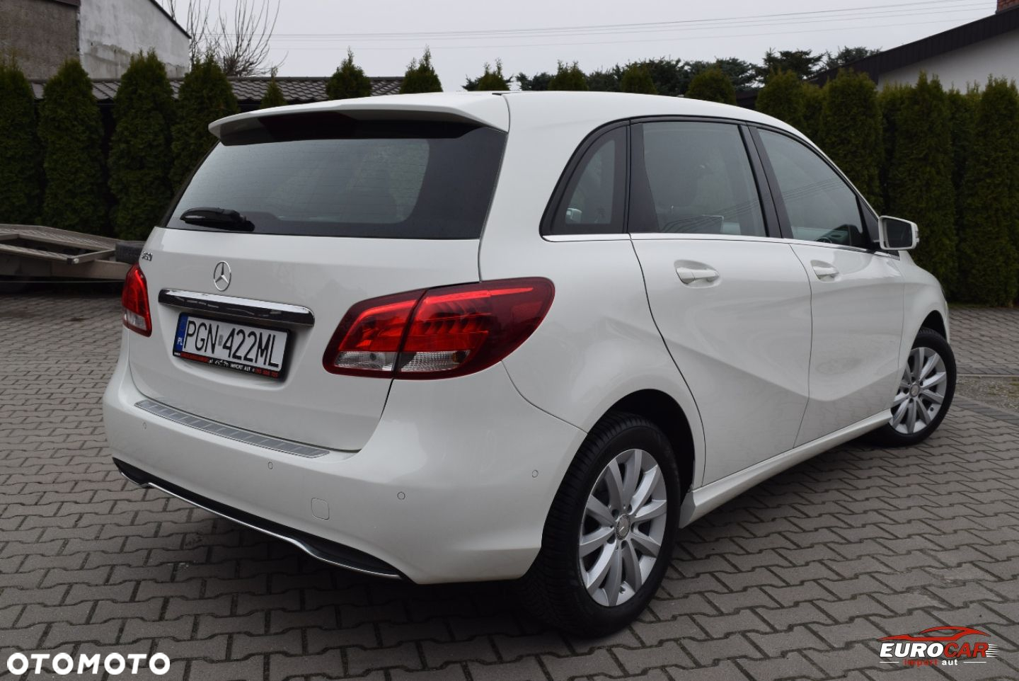 Mercedes-Benz Klasa B 180 7G-DCT Urban - 4