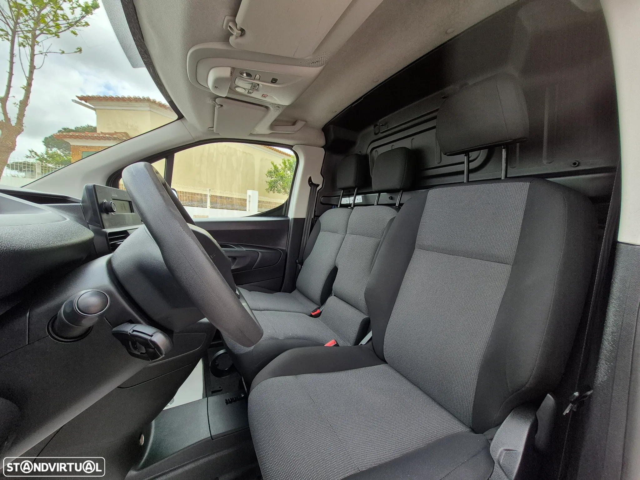Peugeot Partner LONGA - 2020 | GARANTIA | 130.0000KM - 3 LUG. - 9