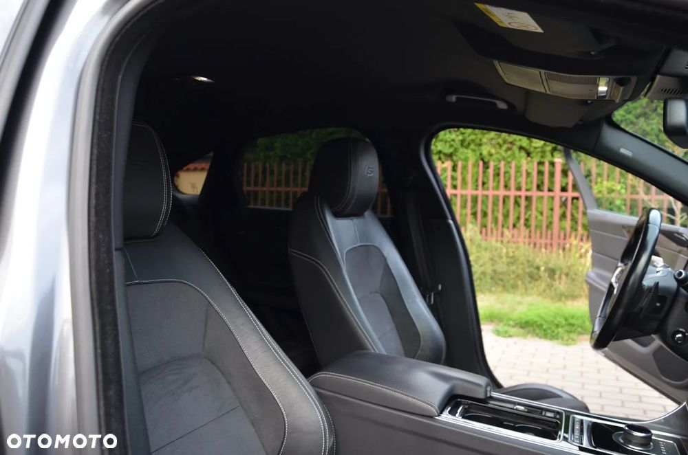 Jaguar XF 3.0 V6 AWD S - 17