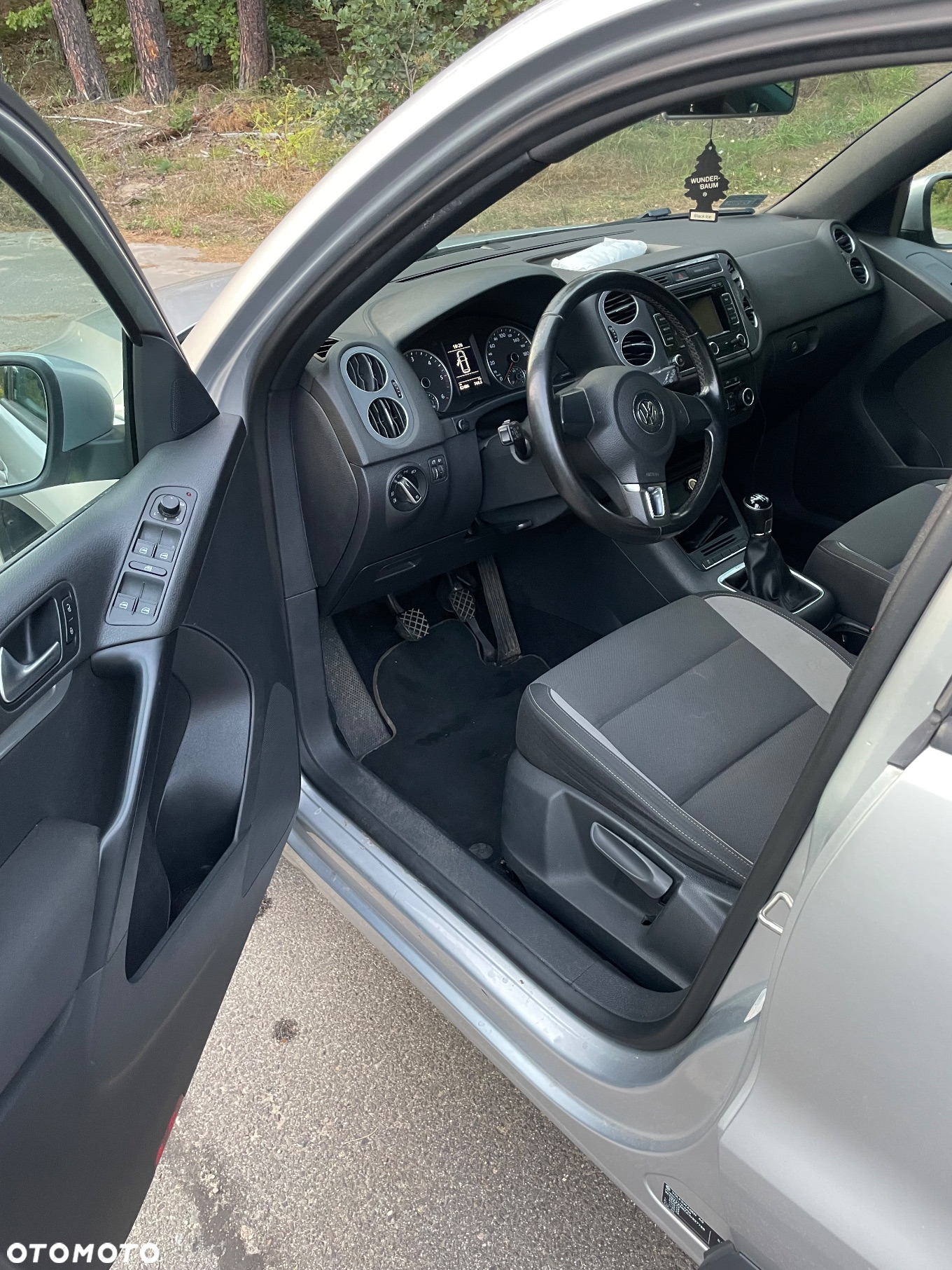Volkswagen Tiguan - 12